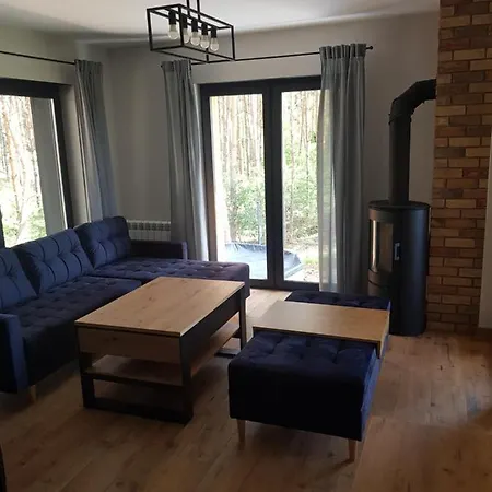 Pod Sosnami בית נופש Dominice